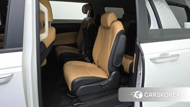 Kia Carnival 4th generation 2021 Белый из Кореи, фото 2