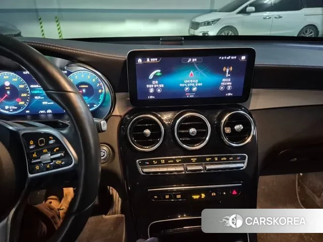 Mercedes-Benz GLC-Class X253 2021 Белый из Кореи, фото 2