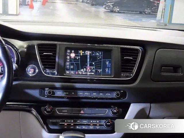 Kia The New Carnival 2019 Белый из Кореи, фото 2