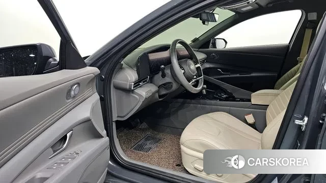 Hyundai The New Avante (CN7) 2024 Серый из Кореи, фото 2