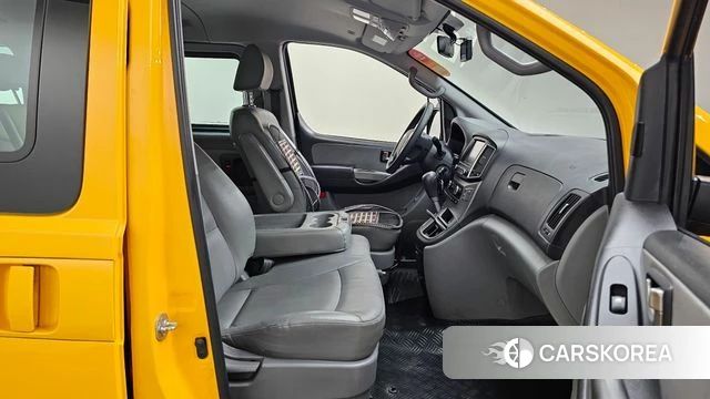 Hyundai The New Grand Starex 2019 Желтый из Кореи, фото 2