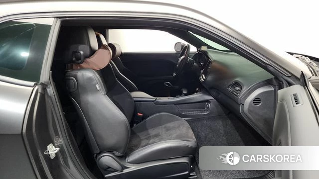 Dodge Challenger 2022 Серый из Кореи, фото 2