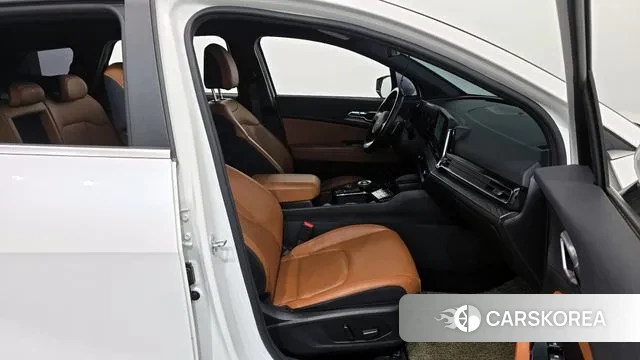 Kia Sportage 5th Generation 2022 Белый из Кореи, фото 2