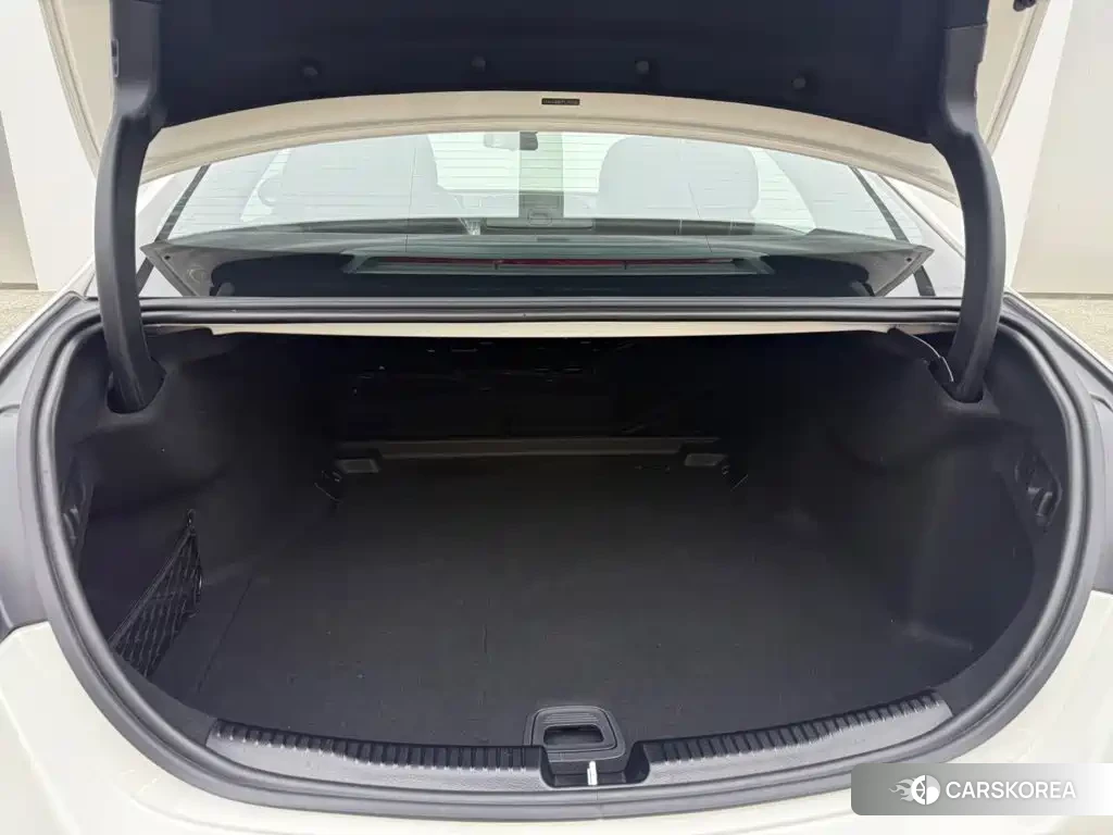 Mercedes-Benz C-class 2023 Белый из Китая, фото 2