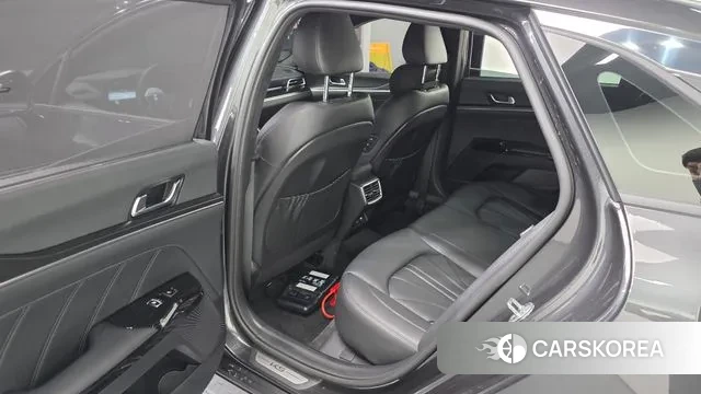 Kia K5 3rd generation 2023 Серый из Кореи, фото 2