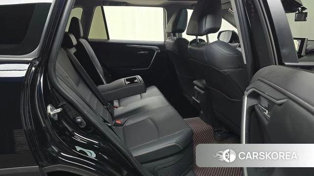 Toyota RAV4 5th Generation 2024 Черный из Кореи, фото 2