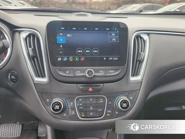 Chevrolet (GM Daewoo) The New Malibu 2019 Белый из Кореи, фото 2