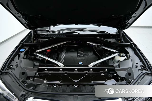BMW X5 2023 Черный из Китая, фото 2