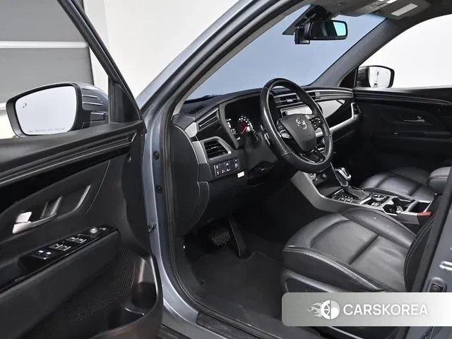 Ssangyong Beautiful Korando 2021 Серый из Кореи, фото 2