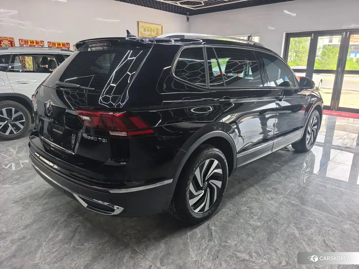 Volkswagen Tiguan L 2023 Черный из Китая, фото 2