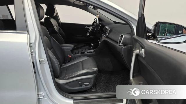 Kia Sportage The Bold 2019 Серебряный из Кореи, фото 2