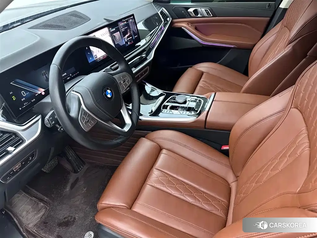 BMW X7 2023 Черный из Китая, фото 2