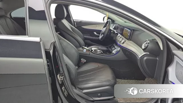 Mercedes-Benz CLS-Class C257 2018 Черный из Кореи, фото 2