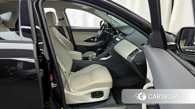 Jaguar E-PACE 2018 Черный из Кореи, фото 2