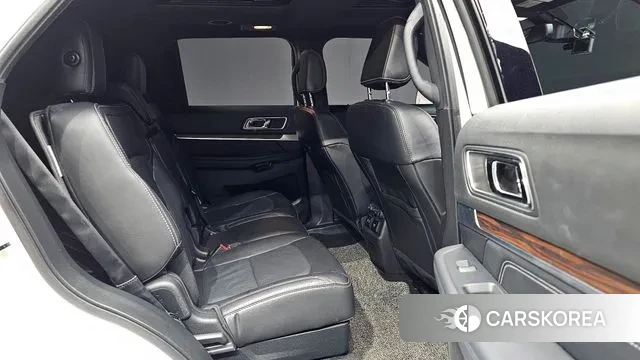Ford Explorer 2018 Белый из Кореи, фото 2