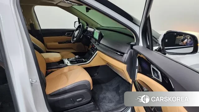 Kia Carnival 4th generation 2023 Белый из Кореи, фото 2