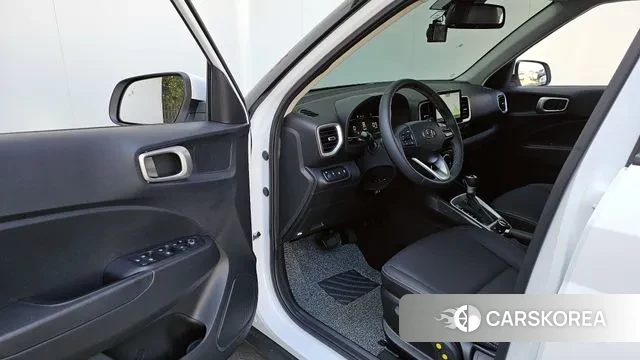 Hyundai Venue 2025 Белый из Кореи, фото 2