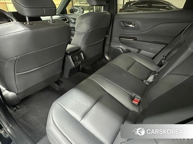 Toyota Crown Crossover 2023 Черный из Кореи, фото 2
