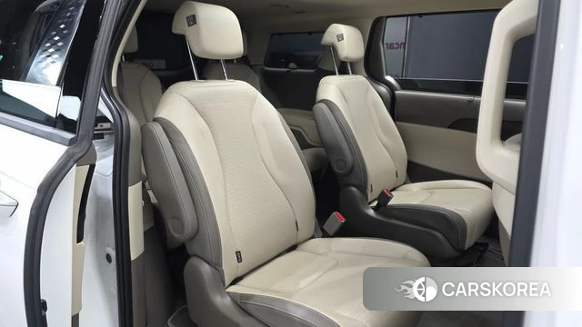 Kia The New Carnival 4th Generation 2024 Белый из Кореи, фото 2