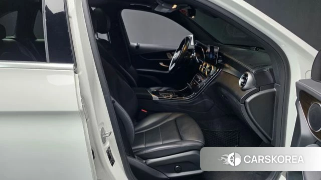 Mercedes-Benz GLC-Class X253 2020 Белый из Кореи, фото 2