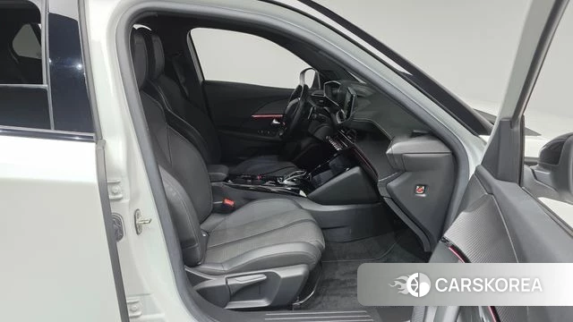 Peugeot 2008 Second generation 2021 Белый из Кореи, фото 2