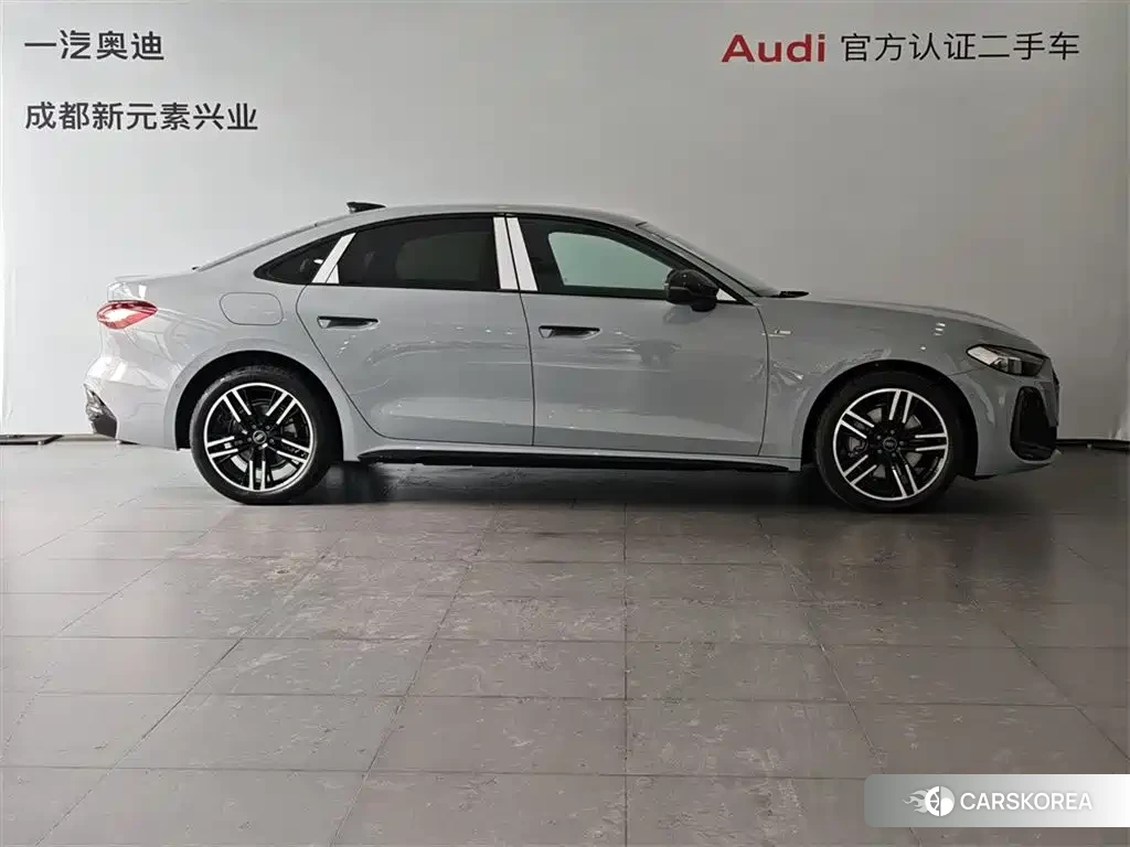 Audi A5L 2026 Silver/gray из Китая, фото 4