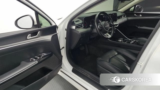 Kia K5 3rd generation 2022 Белый из Кореи, фото 2