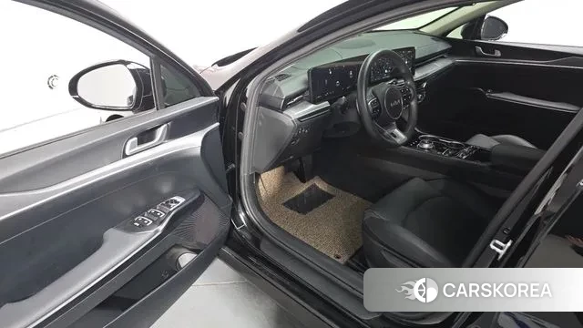 Kia The New K5 3rd generation 2024 Черный из Кореи, фото 2