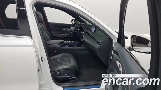 Genesis GV70 2021 Белый из Кореи, фото 2