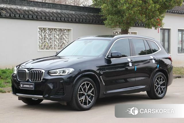 BMW X3 2022 Черный из Китая, фото 2