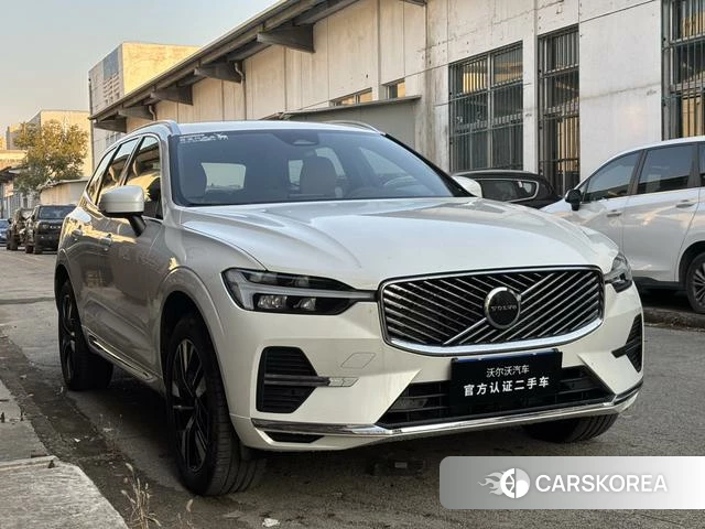 Volvo XC60 2025 Белый из Китая, фото 2