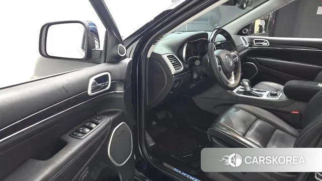 Jeep Grand Cherokee 2020 Черный из Кореи, фото 2