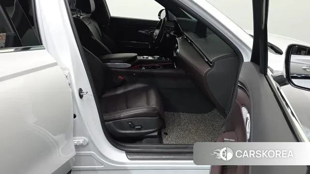 Genesis GV70 2021 Белый из Кореи, фото 2