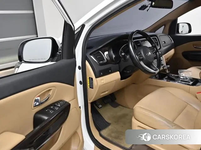 Kia The New Carnival 2018 Белый из Кореи, фото 2