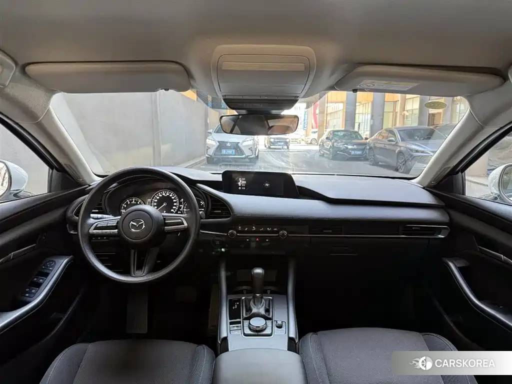 Mazda 3 2025 Белый из Китая, фото 2