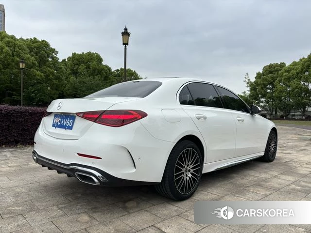 Mercedes-Benz Class C 2023 Белый из Китая, фото 2