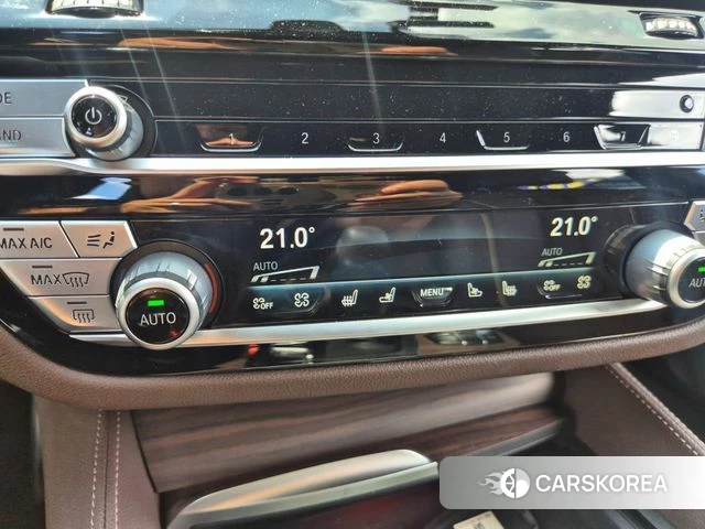 BMW 6 Series GT (G32) 2019 Черный из Кореи, фото 2