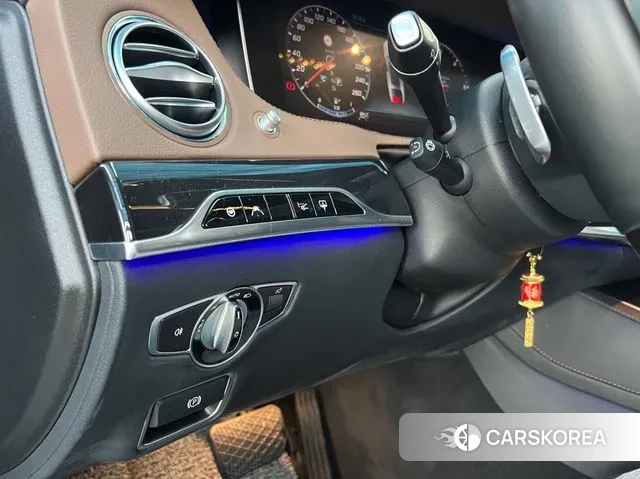 Mercedes-Benz S-Class W222 2018 Черный из Кореи, фото 2