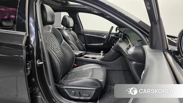 Genesis G70 2018 Черный из Кореи, фото 2