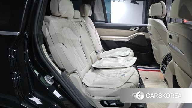 BMW X7 (G07) 2025 Черный из Кореи, фото 2