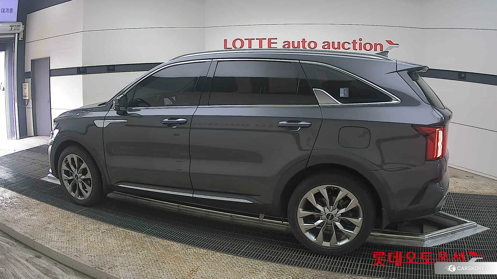 Kia Sorento 2022 Platinium Graphite из Кореи, фото 2