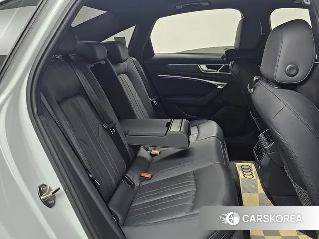 Audi A6 (C8) 2019 Белый из Кореи, фото 2