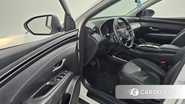 Hyundai Tucson (NX4) 2021 Белый из Кореи, фото 2