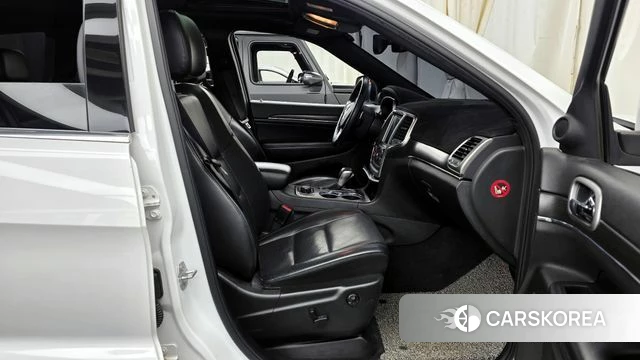 Jeep Grand Cherokee 2018 Белый из Кореи, фото 2