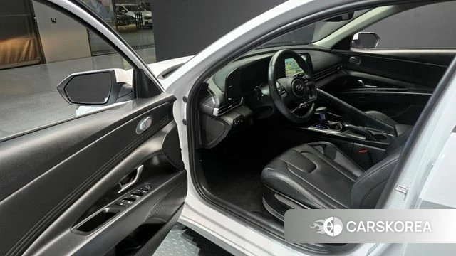 Hyundai Avante (CN7) 2021 Белый из Кореи, фото 2