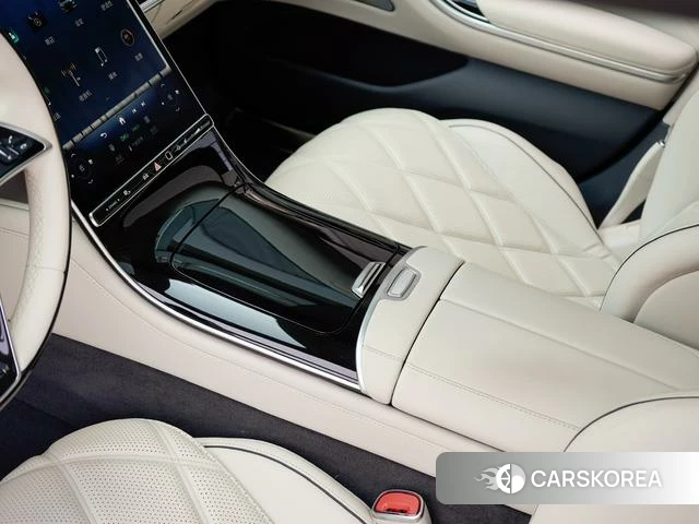 Mercedes-Benz Maybach S-class 2022 Черный из Китая, фото 2