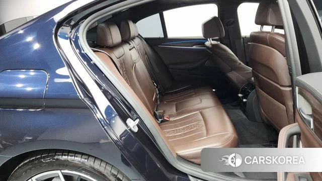 BMW 5 Series (G30) 2020 Черный из Кореи, фото 2