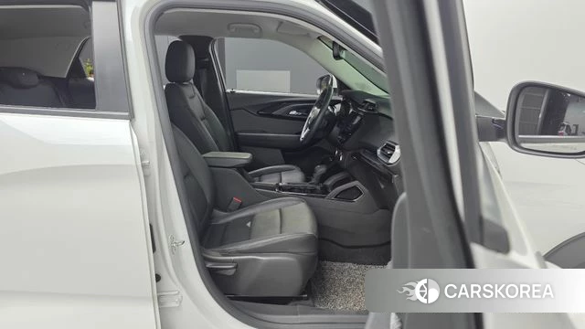 Chevrolet (GM Daewoo) Trailblazer 2021 Белый из Кореи, фото 2