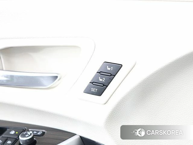 Toyota Sienna 4th Generation 2023 Белый из Кореи, фото 2