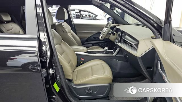 Ssangyong Torres 2023 Черный из Кореи, фото 2